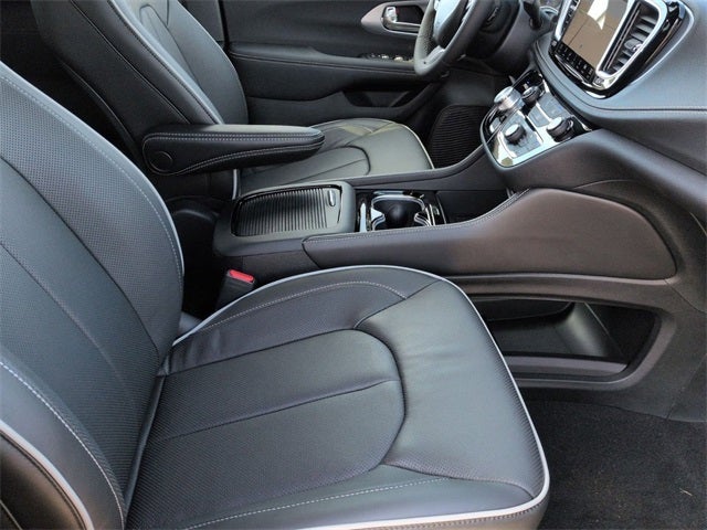 2026 Chrysler Pacifica PACIFICA LIMITED AWD