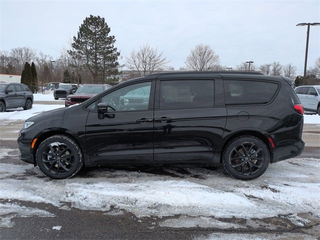 2026 Chrysler Pacifica PACIFICA LIMITED AWD