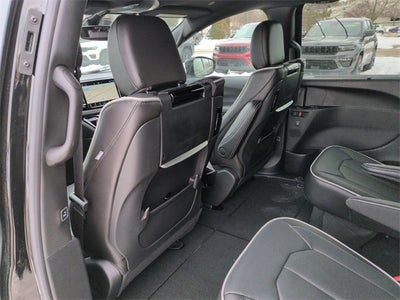 2026 Chrysler Pacifica PACIFICA LIMITED AWD