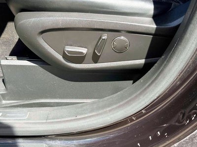 2019 Lincoln Nautilus Select