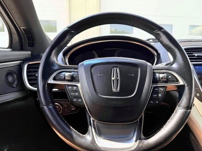 2019 Lincoln Nautilus Select
