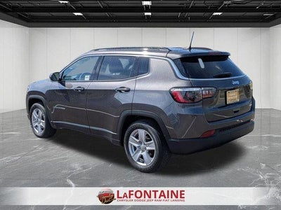 2022 Jeep Compass Latitude FWD