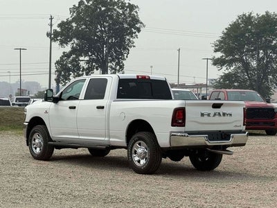 2026 RAM Ram 3500 RAM 3500 TRADESMAN CREW CAB 4X4 6'4' BOX