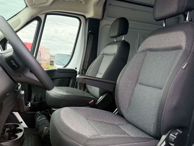 2027 RAM ProMaster Cargo Van Tradesman