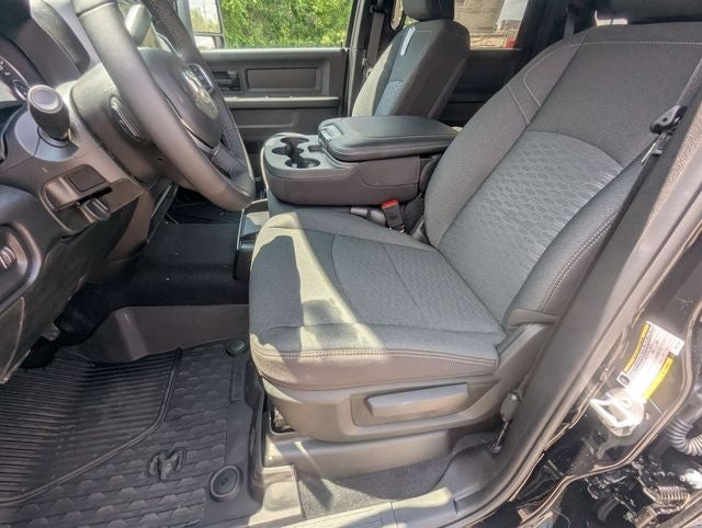 2026 RAM 2500 RAM 2500 WARLOCK CREW CAB 4X4 6'4' BOX