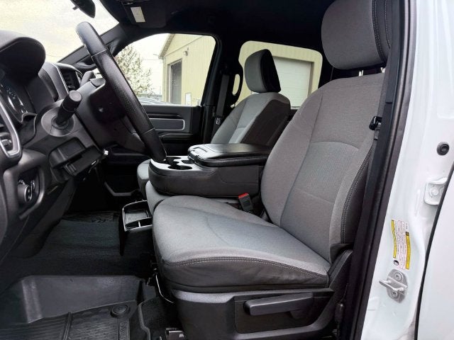 2022 RAM 2500 Big Horn Crew Cab 4x4 6'4' Box