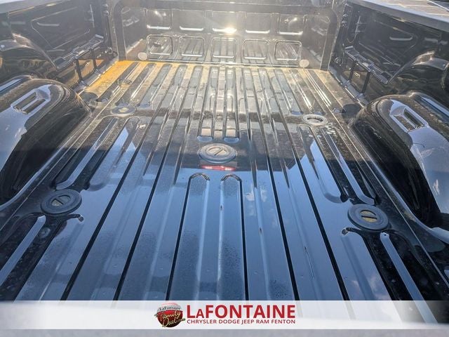 2026 RAM Ram 2500 RAM 2500 BLACK EXPRESS CREW CAB 4X4 8' BOX