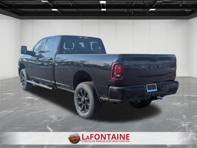 2026 RAM Ram 2500 RAM 2500 BLACK EXPRESS CREW CAB 4X4 8' BOX