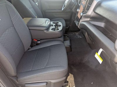 2026 RAM Ram 2500 RAM 2500 BLACK EXPRESS CREW CAB 4X4 8' BOX