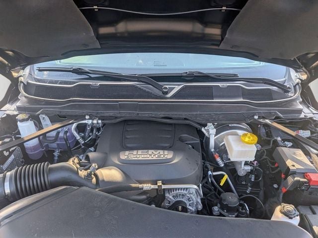 2026 RAM Ram 2500 RAM 2500 BLACK EXPRESS CREW CAB 4X4 8' BOX