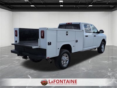 2022 RAM 2500 Tradesman Crew Cab 4x4 8' Box