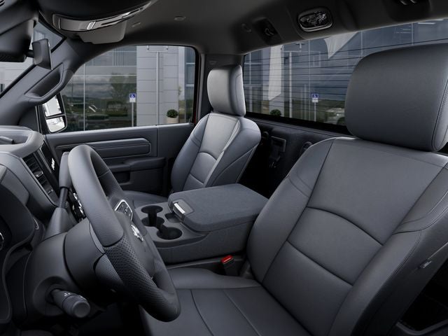 2026 RAM Ram 5500 Chassis Cab RAM 5500 TRADESMAN CHASSIS REGULAR CAB 4X4 84' CA