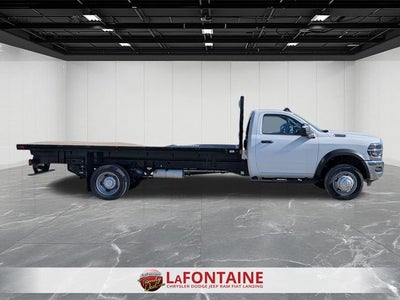 2026 RAM Ram 5500 Chassis Cab RAM 5500 TRADESMAN CHASSIS REGULAR CAB 4X4 120' CA