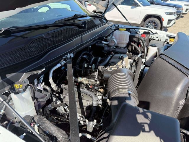 2026 RAM 5500 Chassis RAM 5500 TRADESMAN CHASSIS CREW CAB 4X4 84' CA