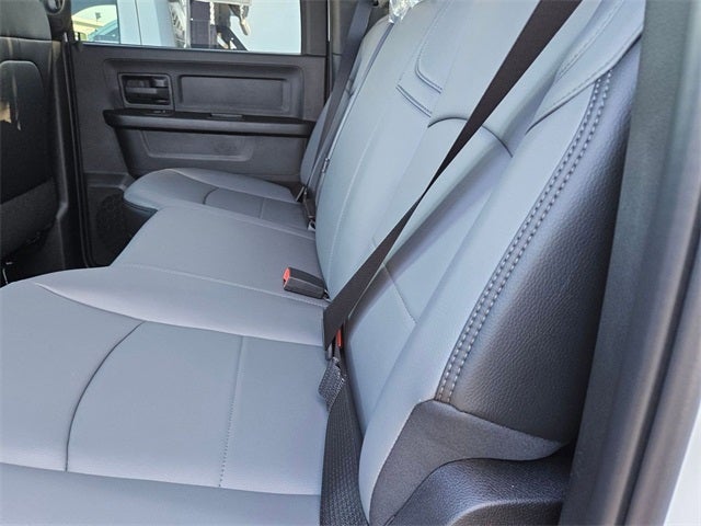 2025 RAM Ram 5500 Chassis Cab RAM 5500 TRADESMAN CHASSIS CREW CAB 4X4 84' CA