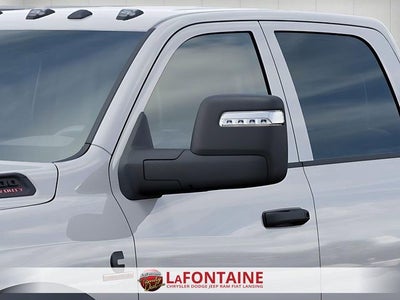 2026 RAM Ram 5500 Chassis Cab RAM 5500 TRADESMAN CHASSIS CREW CAB 4X4 84' CA