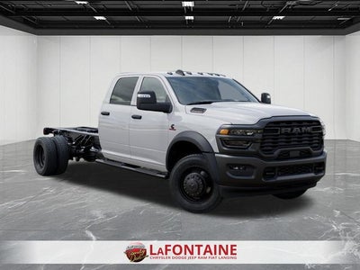 2026 RAM Ram 5500 Chassis Cab RAM 5500 TRADESMAN CHASSIS CREW CAB 4X4 84' CA