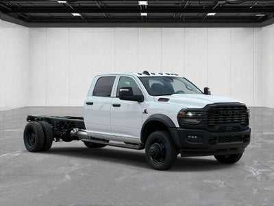 2027 RAM Ram 5500 Chassis Cab RAM 5500 TRADESMAN CHASSIS CREW CAB 4X4 84' CA