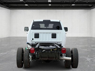 2027 RAM Ram 5500 Chassis Cab RAM 5500 TRADESMAN CHASSIS CREW CAB 4X4 84' CA