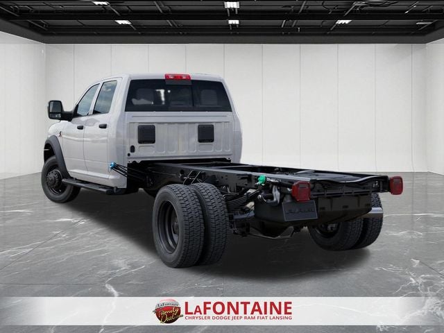 2026 RAM 5500 Chassis RAM 5500 TRADESMAN CHASSIS CREW CAB 4X4 84' CA