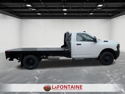 2026 RAM Ram 3500 Chassis Cab RAM 3500 TRADESMAN CHASSIS REGULAR CAB 4X4 84' CA