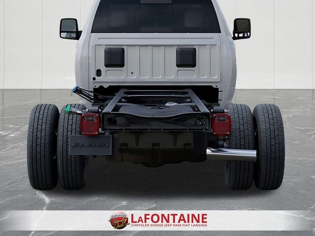 2026 RAM 3500 Chassis RAM 3500 TRADESMAN CHASSIS REGULAR CAB 4X4 84' CA