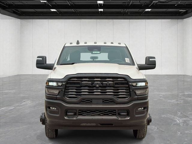 2026 RAM Ram 3500 Chassis Cab RAM 3500 TRADESMAN CREW CAB CHASSIS 4X4 60' CA