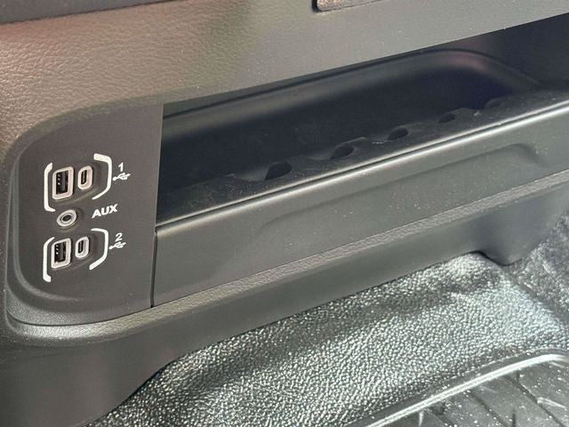2026 RAM Ram 3500 Chassis Cab RAM 3500 TRADESMAN CREW CAB CHASSIS 4X4 60' CA