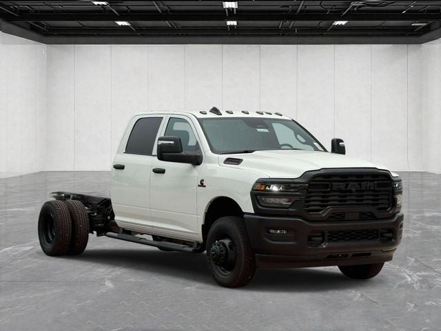 2026 RAM Ram 3500 Chassis Cab RAM 3500 TRADESMAN CREW CAB CHASSIS 4X4 60' CA