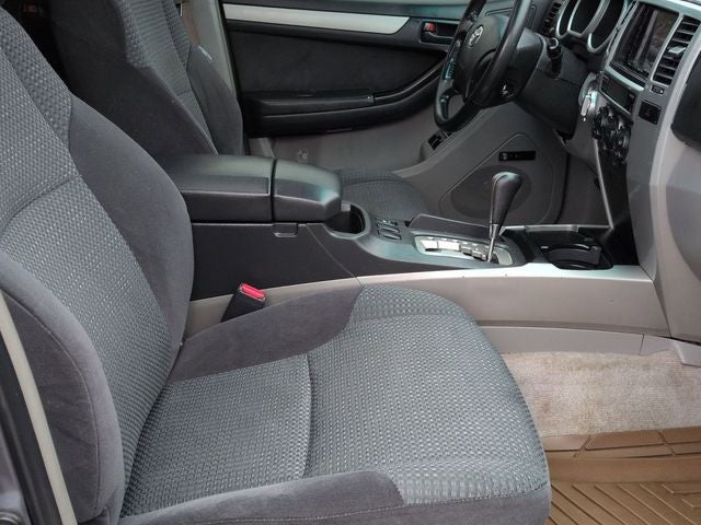 2004 Toyota 4Runner SR5