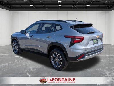 2025 Chevrolet Trax FWD LT