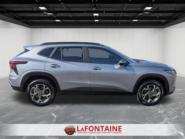 2025 Chevrolet Trax FWD LT