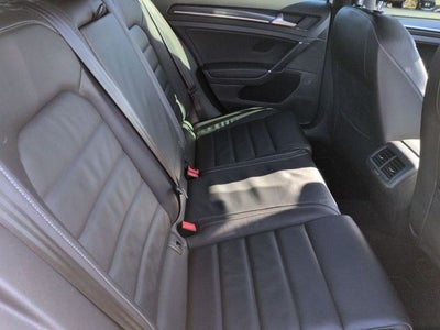 2017 Volkswagen Golf R 4-Door w/DCC & Navigation