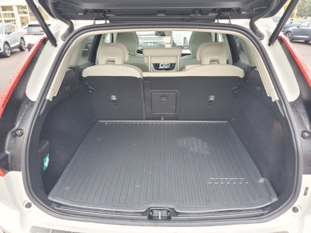 2024 Volvo XC60 B5 Core