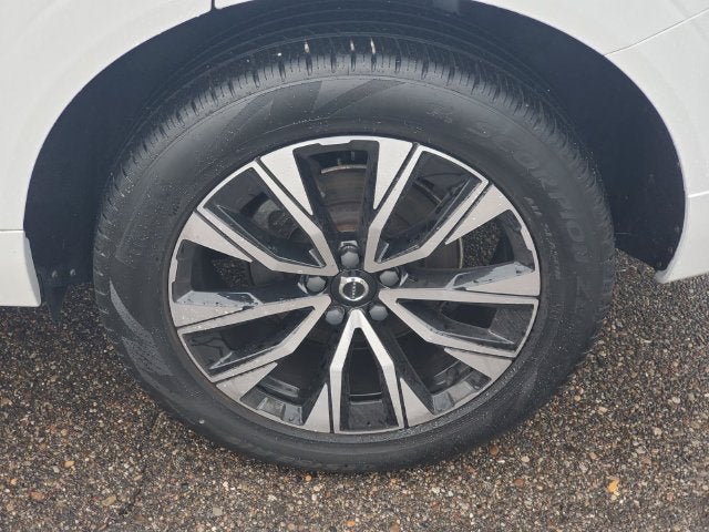 2024 Volvo XC60 B5 Core