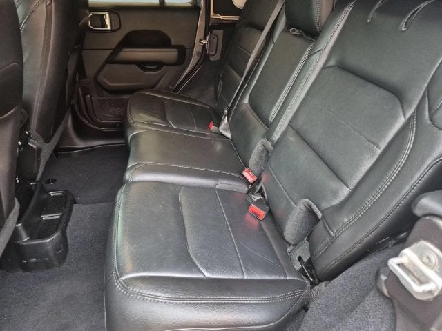 2019 Jeep Wrangler Unlimited Sahara Altitude 4x4