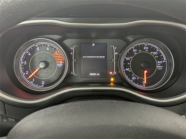 2016 Jeep Cherokee Sport