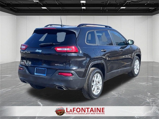 2016 Jeep Cherokee Sport
