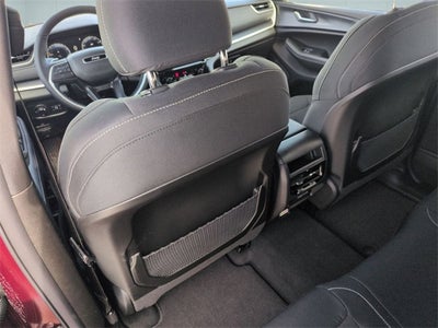 2026 Jeep Grand Cherokee GRAND CHEROKEE LAREDO X 4X4