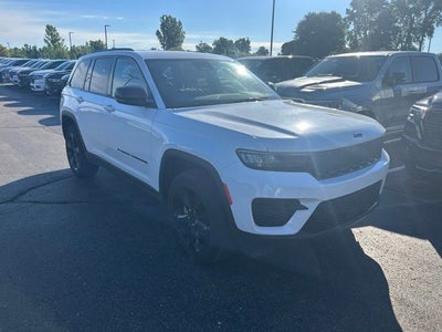2023 Jeep Grand Cherokee Altitude 4x4