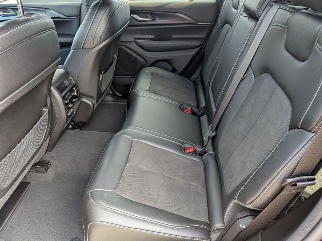 2023 Jeep Grand Cherokee Altitude X 4x4