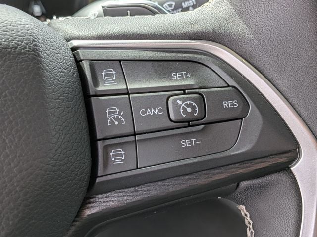 2025 Jeep Grand Cherokee Altitude 4x4