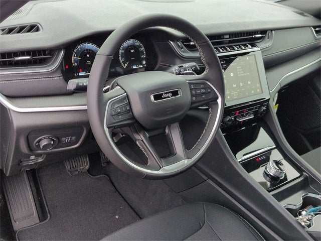 2026 Jeep Grand Cherokee GRAND CHEROKEE LAREDO X 4X4