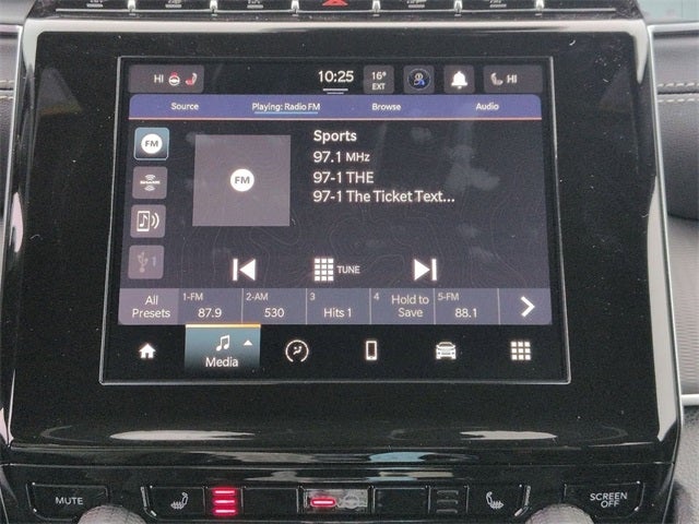 2026 Jeep Grand Cherokee GRAND CHEROKEE LAREDO X 4X4