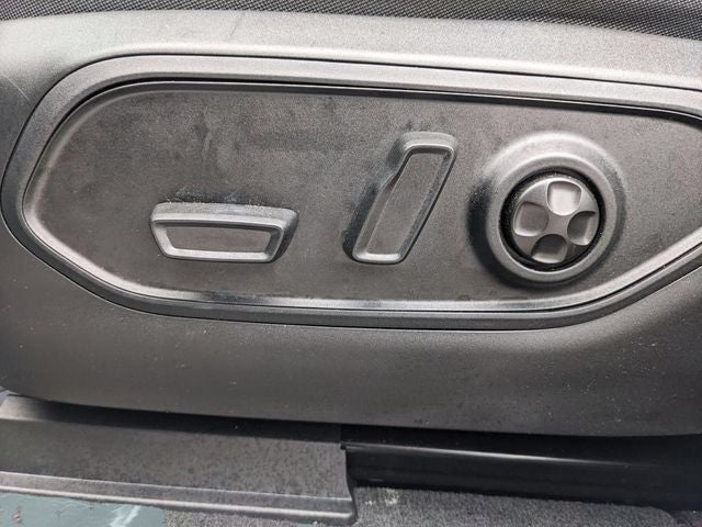 2025 Jeep Grand Cherokee Laredo X 4x4