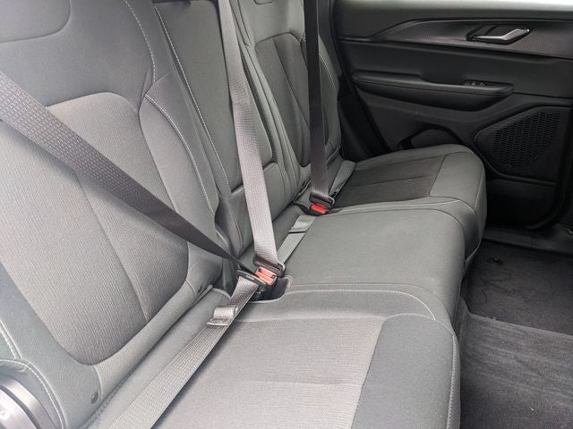2025 Jeep Grand Cherokee Laredo X 4x4