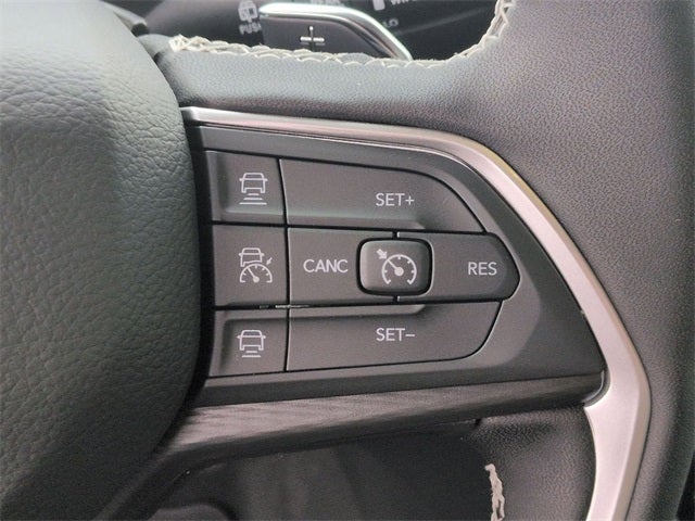 2026 Jeep Grand Cherokee GRAND CHEROKEE LAREDO X 4X4