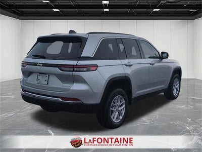 2026 Jeep Grand Cherokee GRAND CHEROKEE LAREDO X 4X4