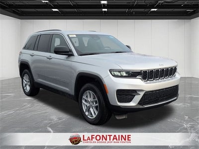 2026 Jeep Grand Cherokee GRAND CHEROKEE LAREDO X 4X4