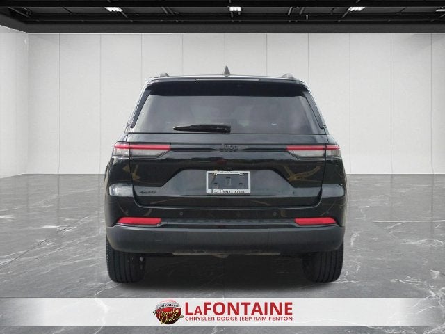2023 Jeep Grand Cherokee Altitude 4x4